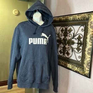 Puma Hooded Sweatshirt - Classic front graphics - pockets - Sz medium